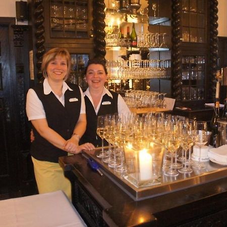 Hotel Reuterhaus Вісмар Екстер'єр фото
